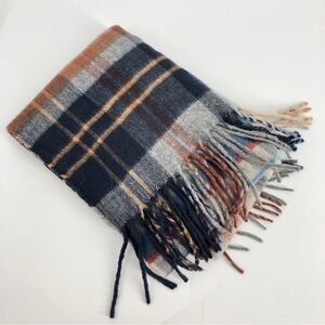 V Fraas Cashmink‎ Plaid Fringe Scarf Unisex Acrylic Dark Academia Old Money Lux